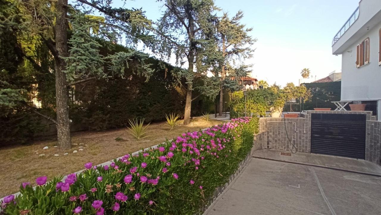 Villa Mary Trani Εξωτερικό φωτογραφία