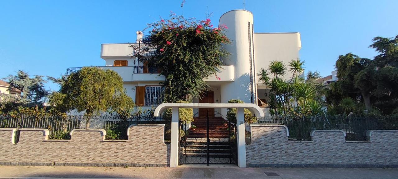 Villa Mary Trani Εξωτερικό φωτογραφία