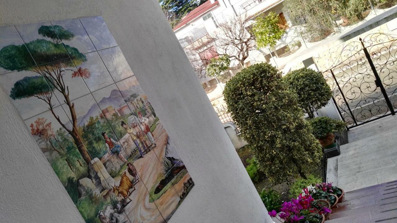 Villa Mary Trani Εξωτερικό φωτογραφία